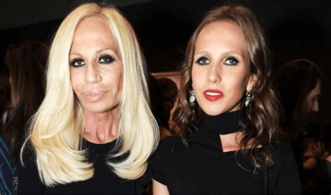 chicco versace nipote di versace|Donatella Versace ha una figlia di nome Allegra.